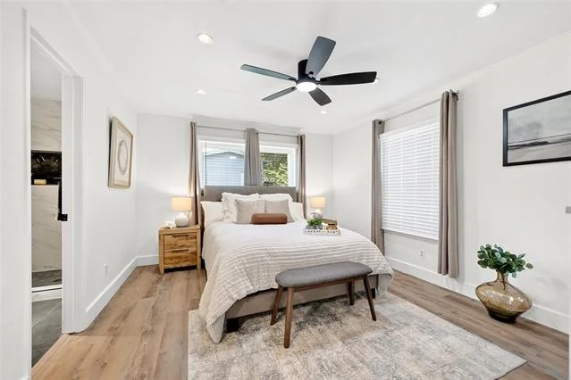 Photo of 5917 Maple Lane