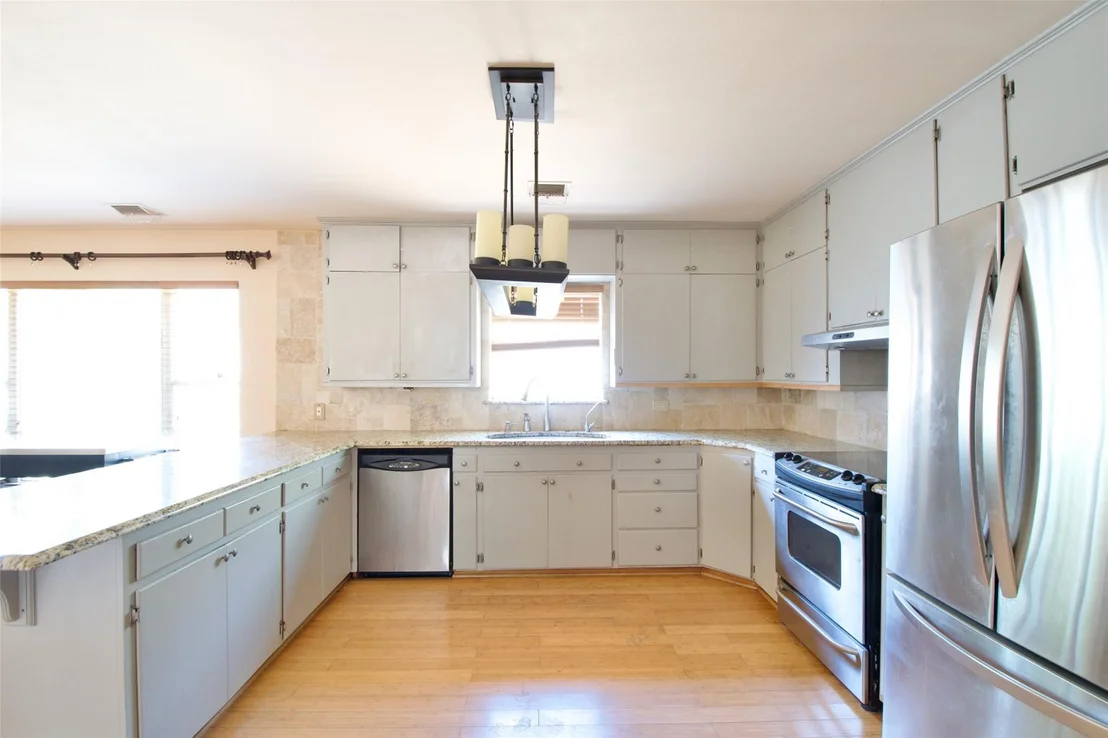 Photo of 819 Pecan Street