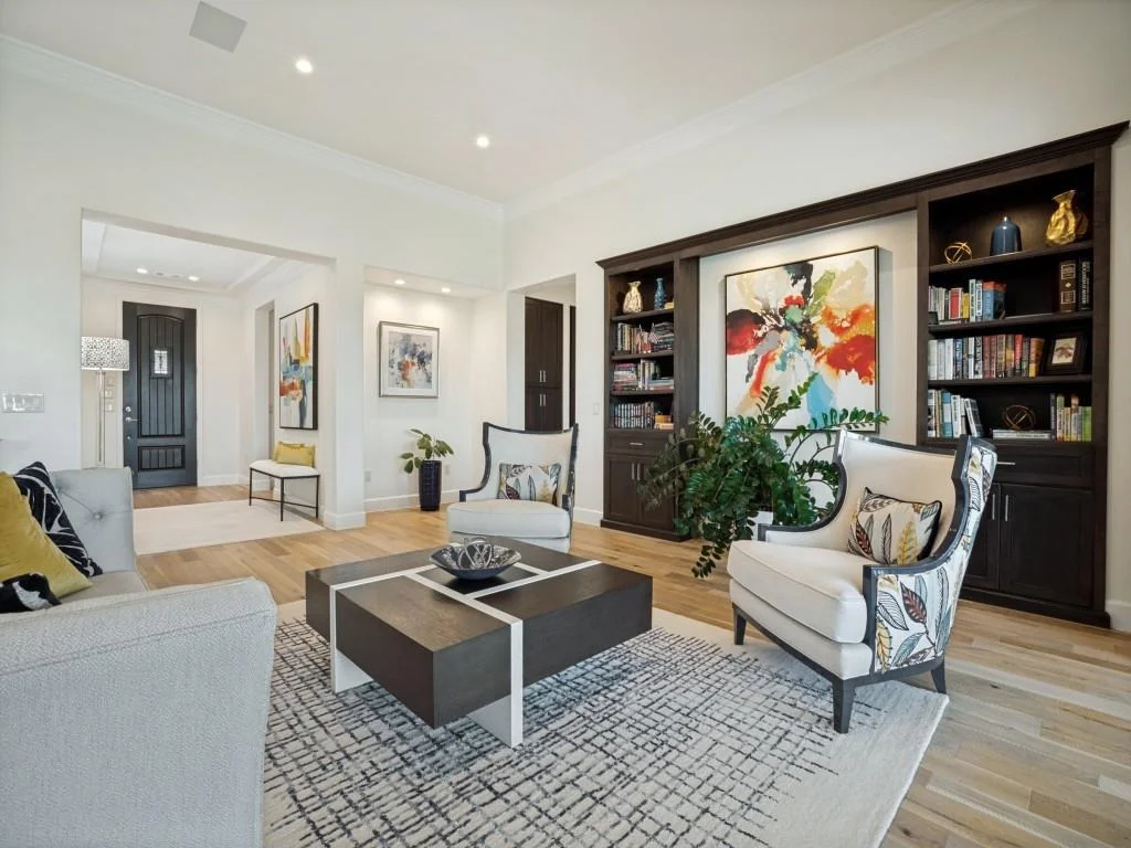 Photo of 8117 Cocobolo Drive