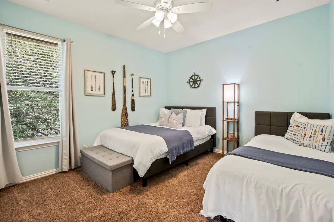 Photo of 152 Sunset Drive