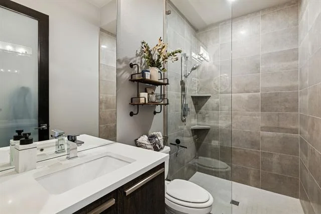 Photo of 4035 Heatherton Drive