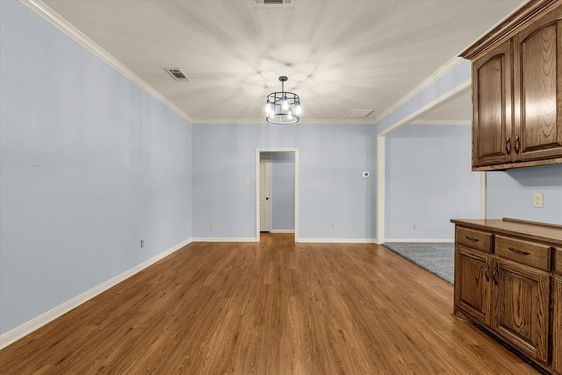 Photo of 32 North Shore Circle
