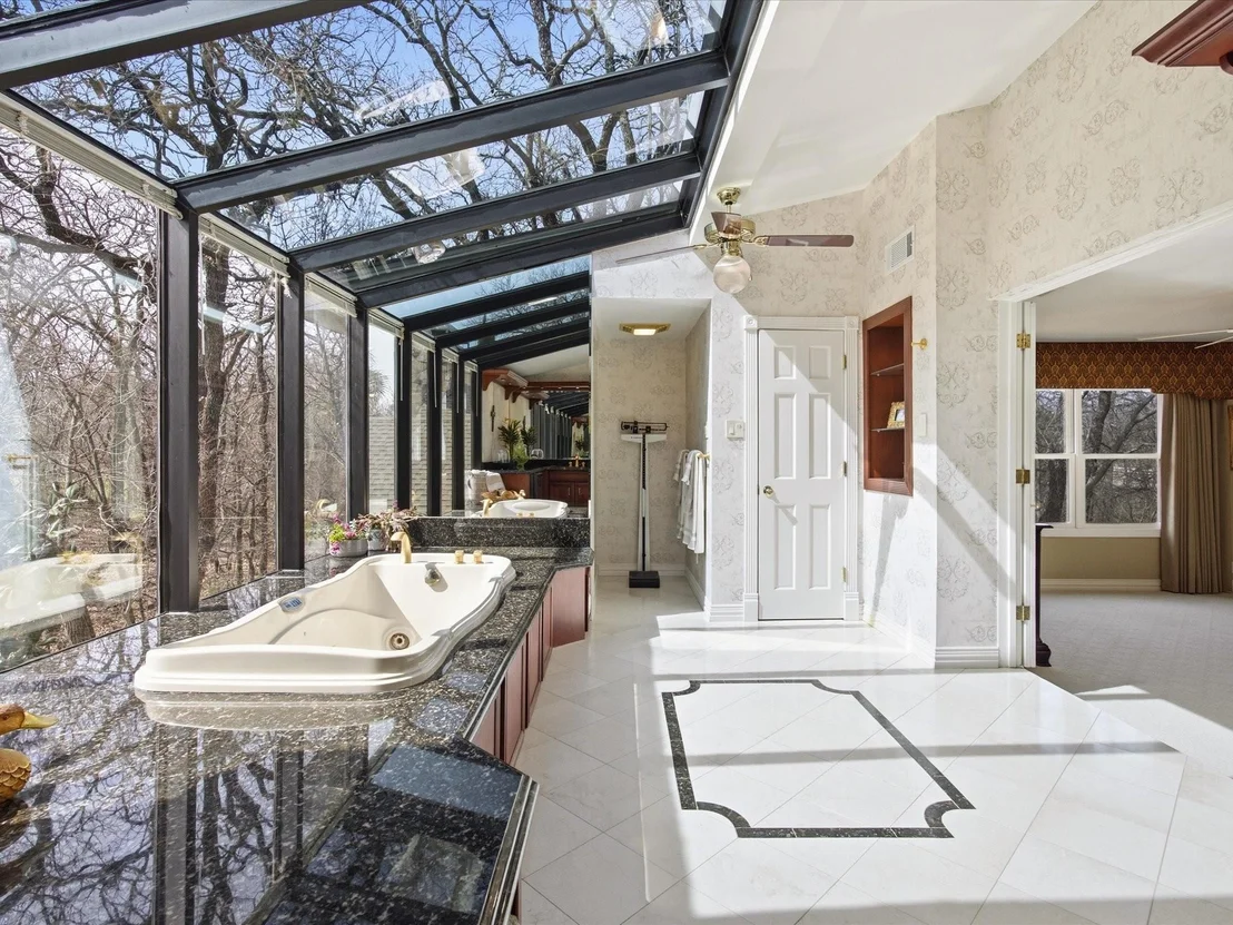 Photo of 625 Estates Drive
