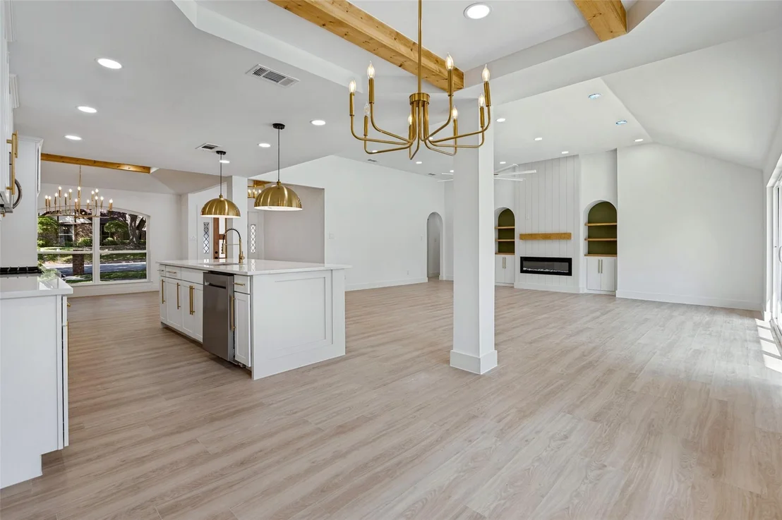 Photo of 338 Mantlebrook Drive