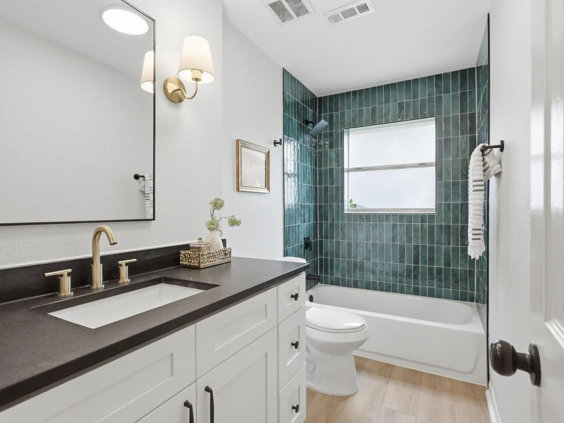 Photo of 732 Pinehurst Drive