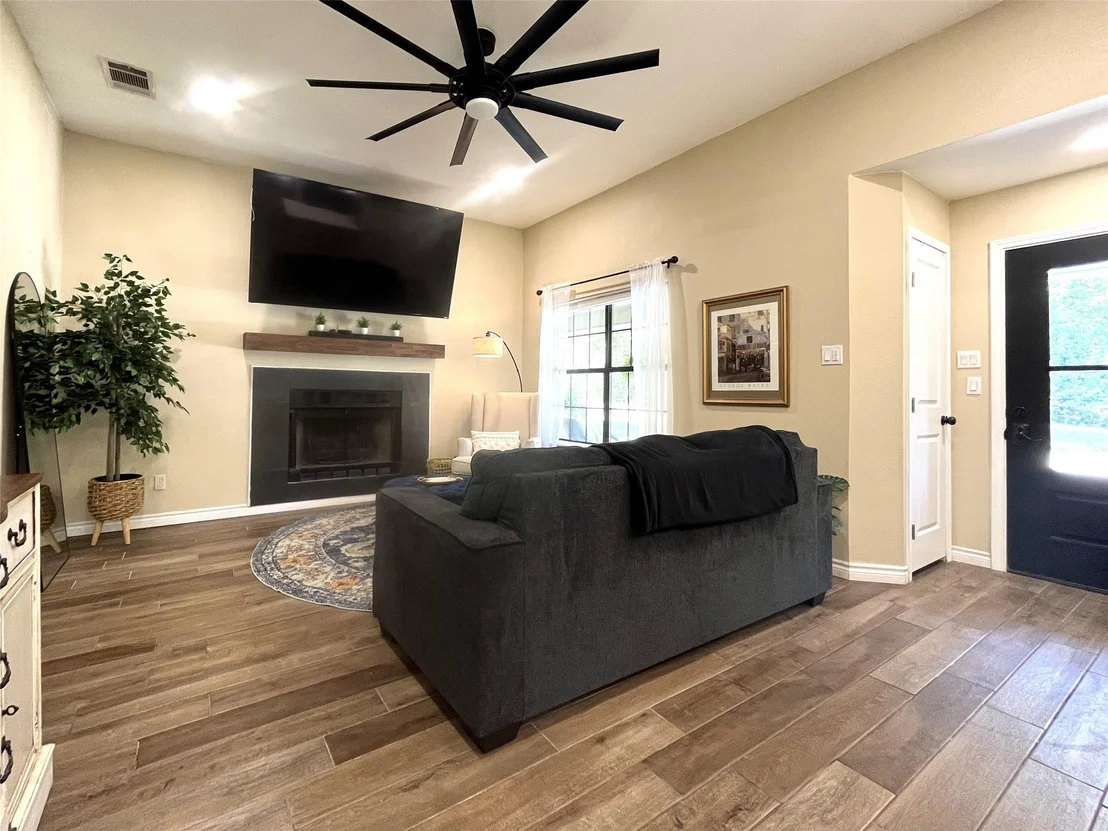 Photo of 1229 Epps Road