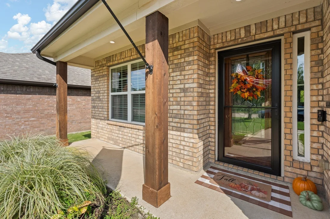 Photo of 3137 Shoreline Drive
