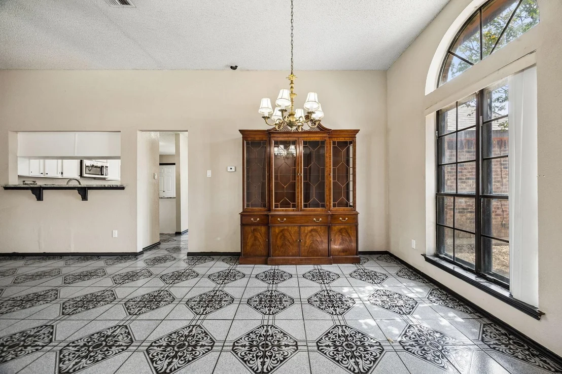 Photo of 2409 Doral