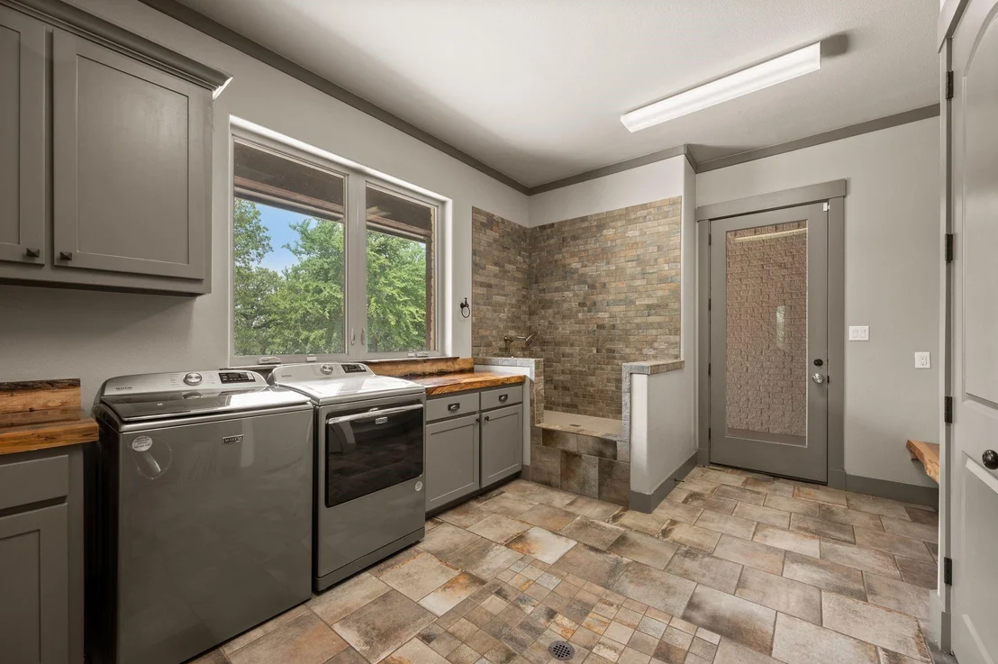 Photo of 248 Howard Road