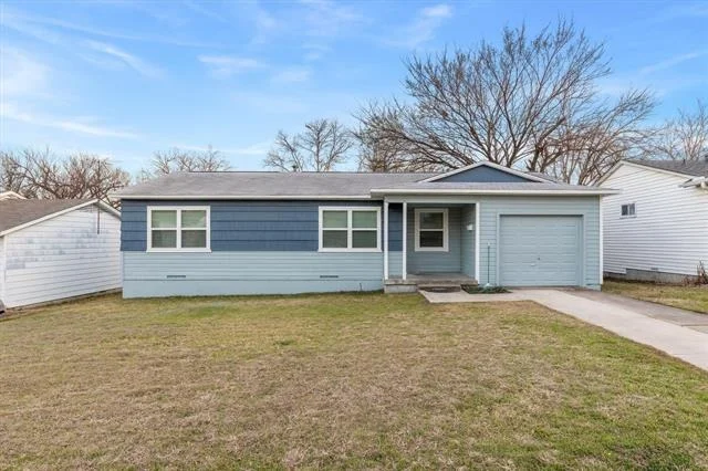 Photo of 2516 Albemarle Drive