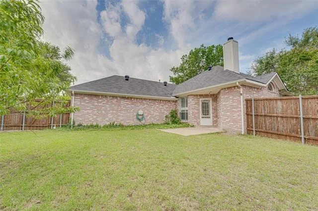 Photo of 1825 Ambrose Drive