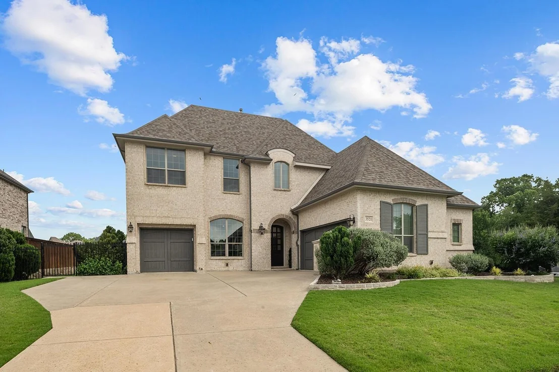 Photo of 3521 Newport Drive