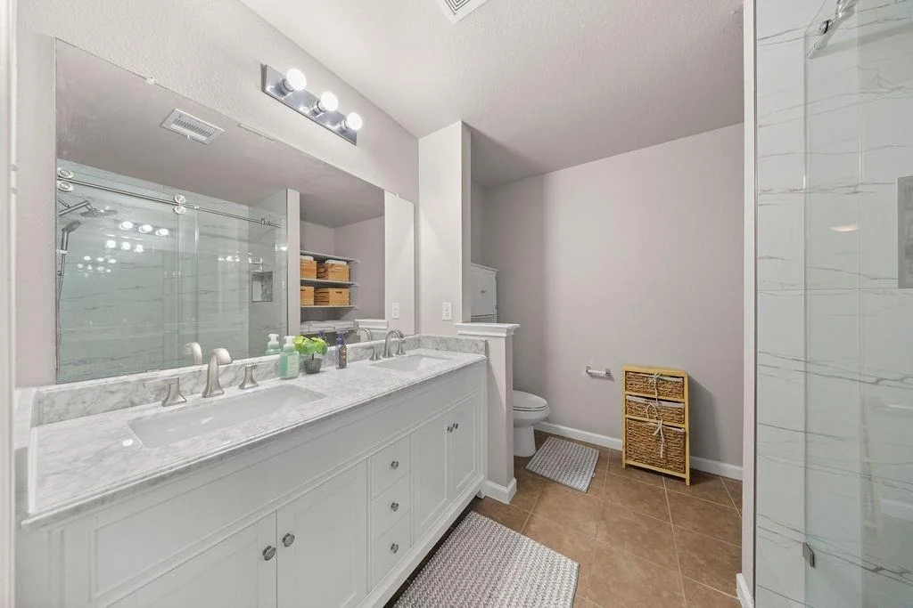 Photo of 2102 Meadow View Drive