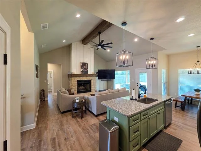 Photo of 5509 Fallbrook Drive