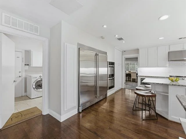 Photo of 6160 Spring Valley Road