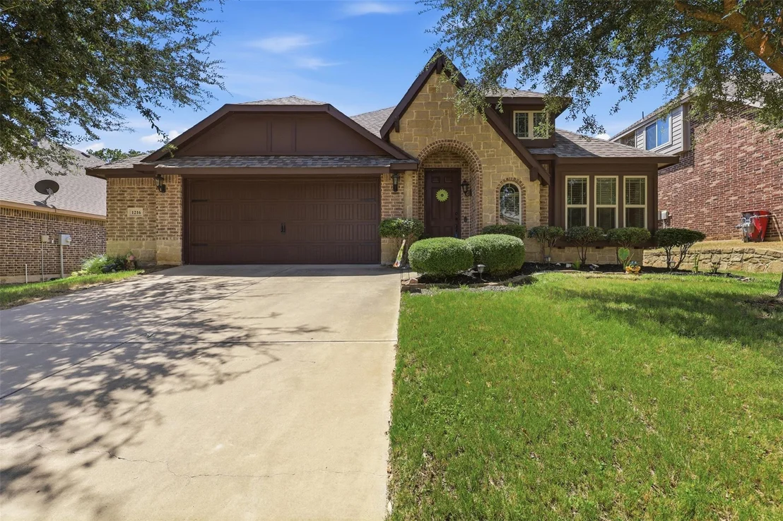 Photo of 1216 Barberry Drive