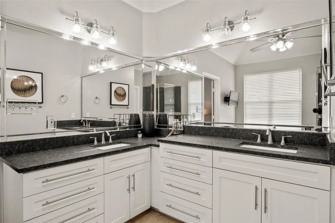 Photo of 152 Sunset Drive