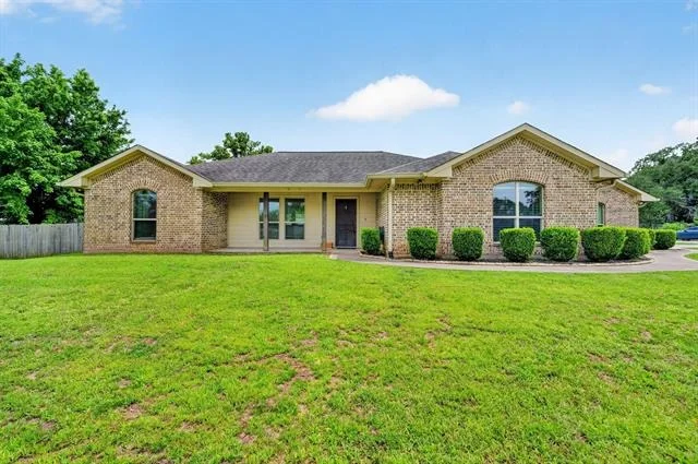Photo of 220 Ebony Place