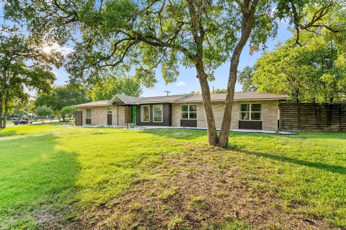 Photo of 3427 Saint Cloud Circle