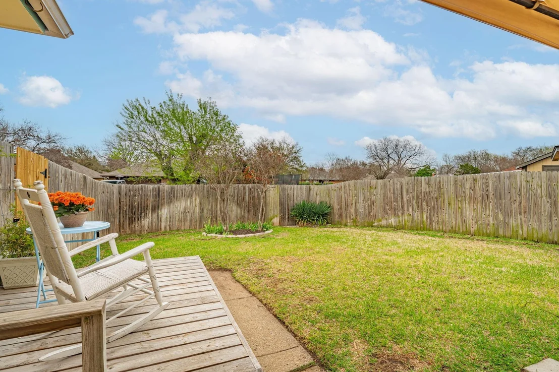 Photo of 401 Meadow Ridge Drive