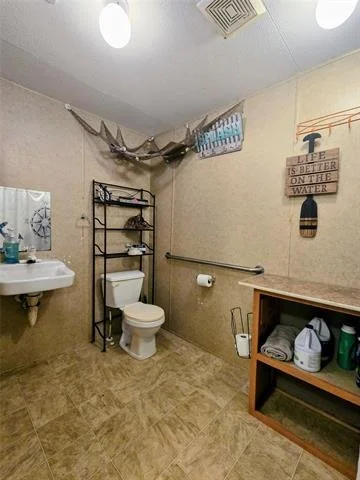 Photo of 1021 River View Road