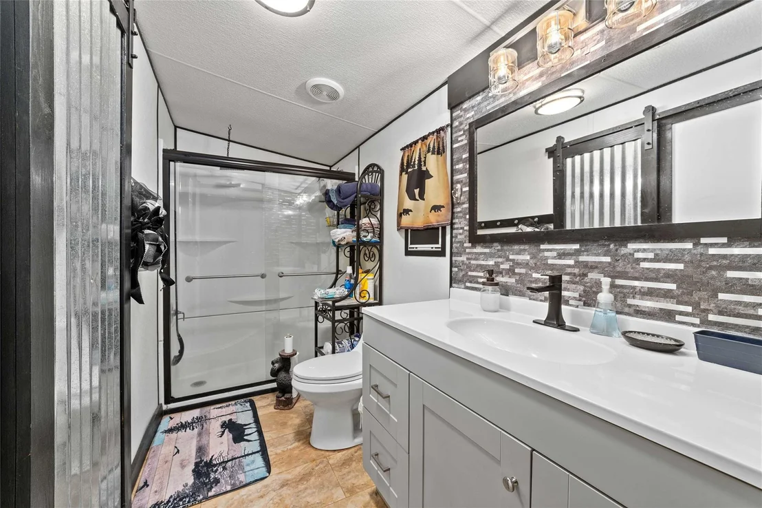 Photo of 4991 Thunderbird Drive