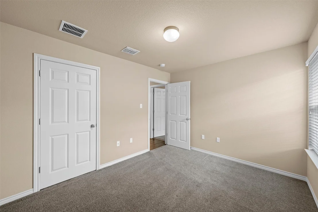 Photo of 905 Heston Circle