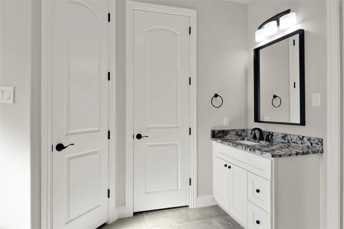 Photo of 8023 Pennington
