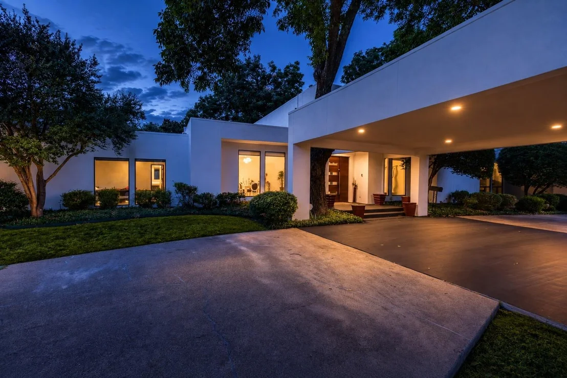 Photo of 6321 Spring Valley Road