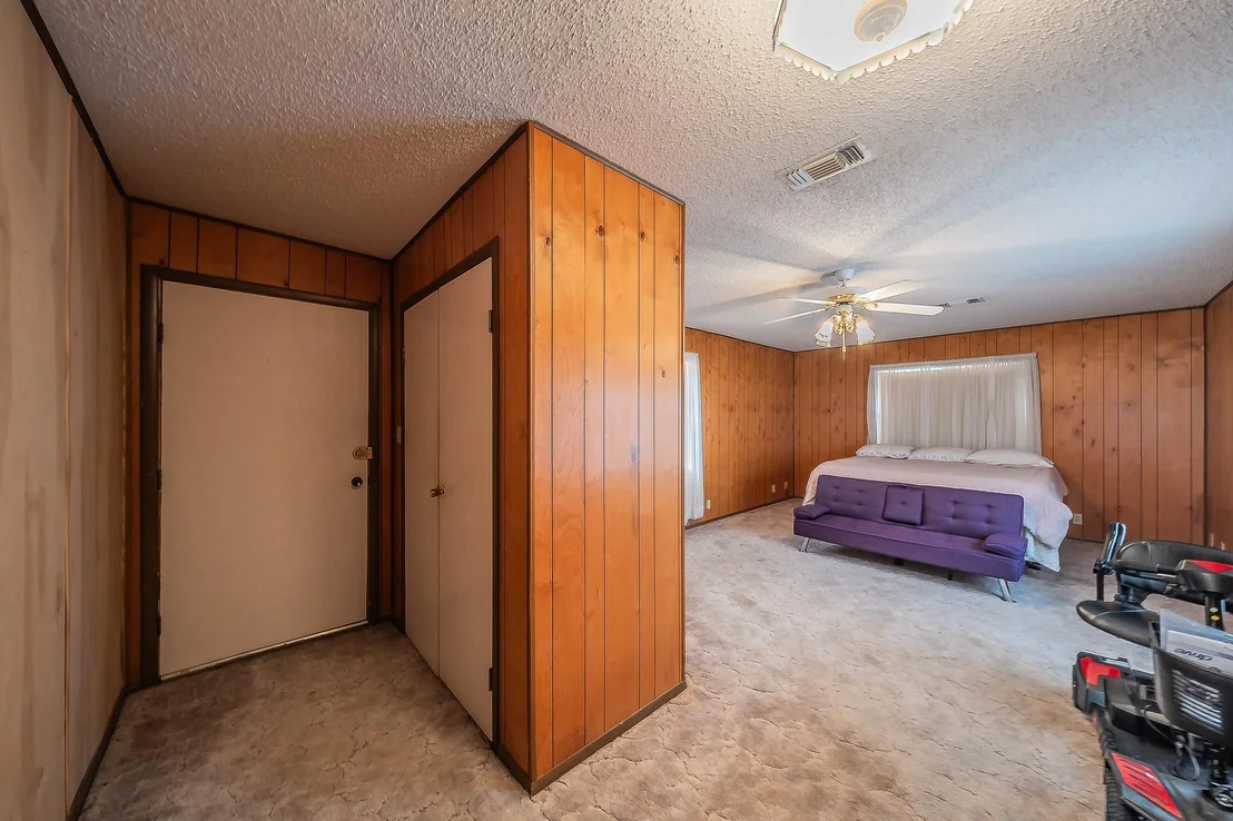 Photo of 1812 Highland Drive E