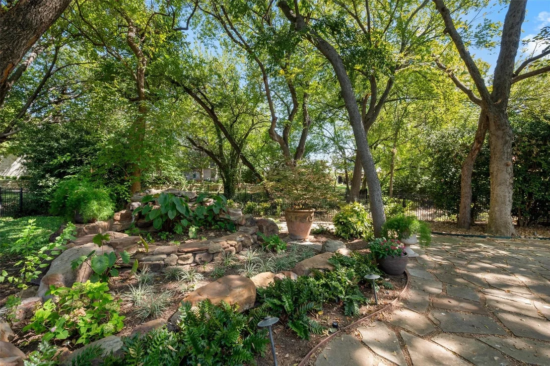 Photo of 3116 Seneca Drive