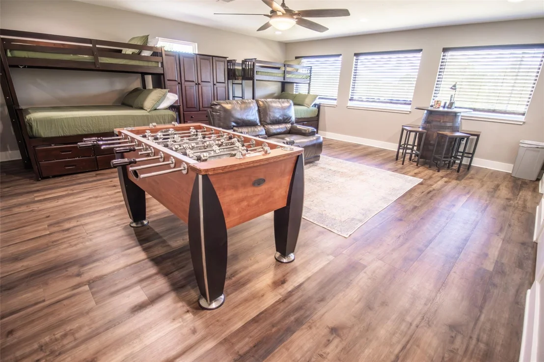 Photo of 449 Lakeview Circle