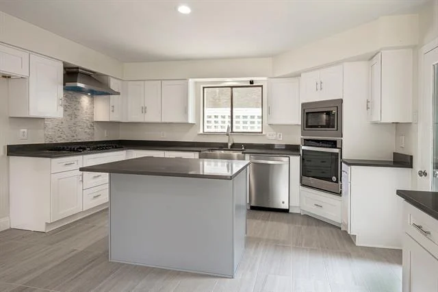 Photo of 10810 Dove Brook Circle