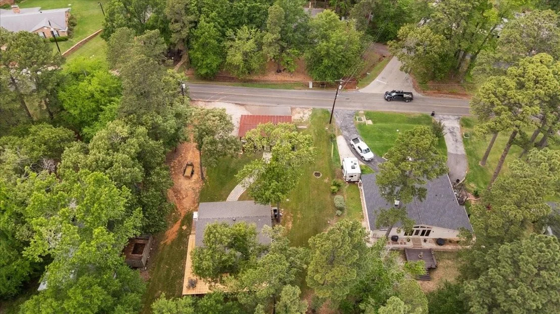 Photo of 1507 E Tanglewood Drive
