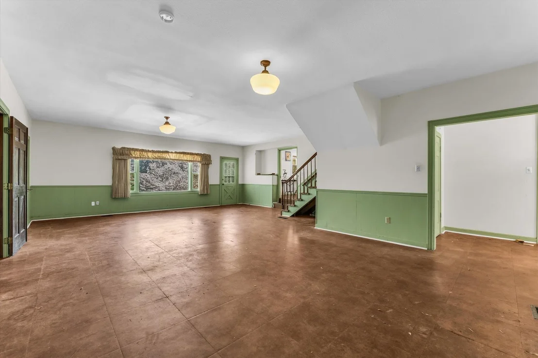 Photo of 421 Rice Avenue