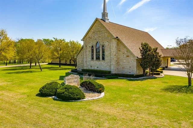 Photo of 21086 Trailwood Drive