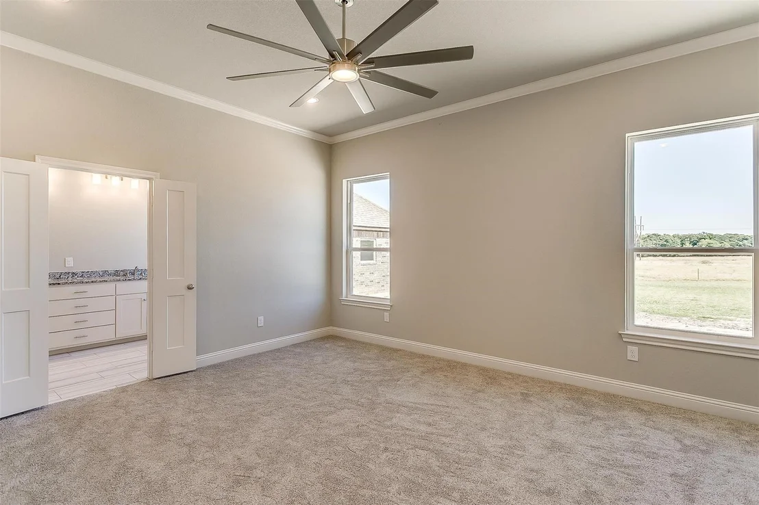 Photo of 1014 Gonzollas Road