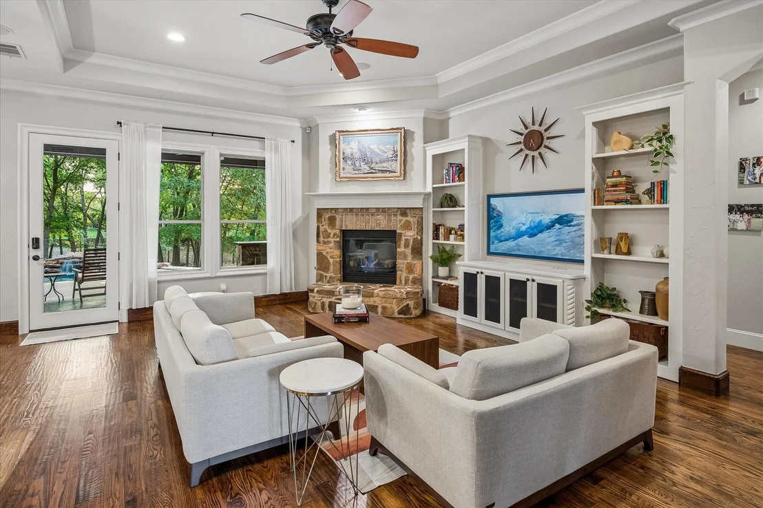 Photo of 512 Clear Vista Drive
