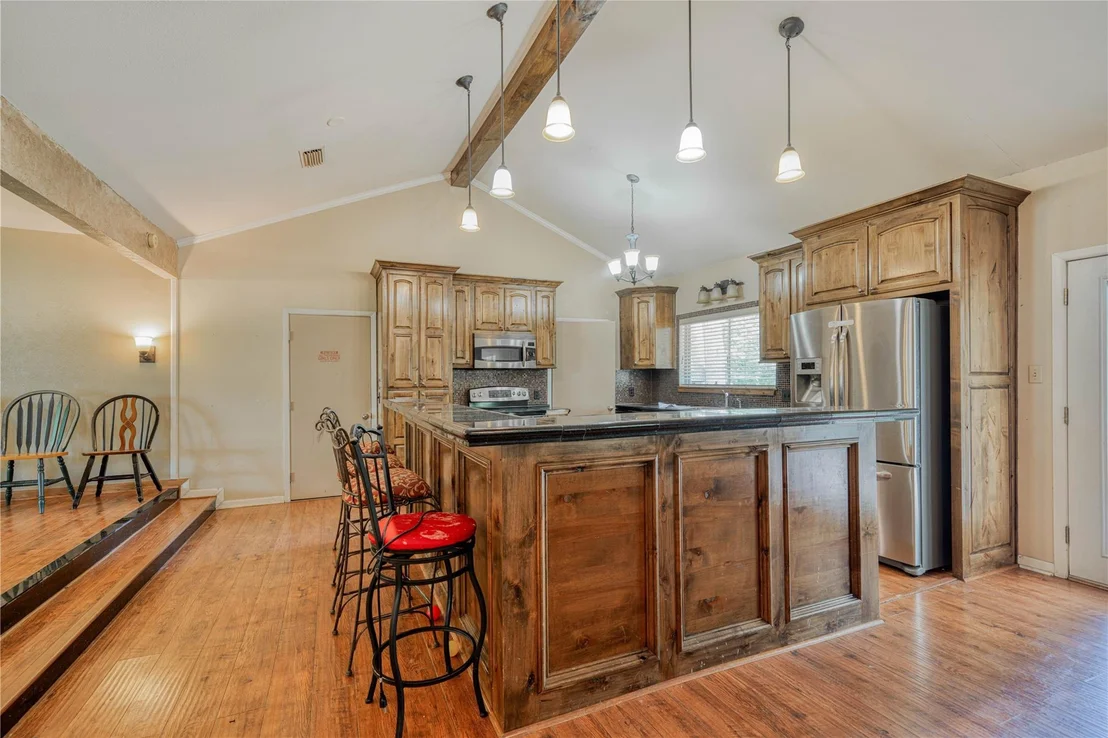 Photo of 1006 Rikkity Lane