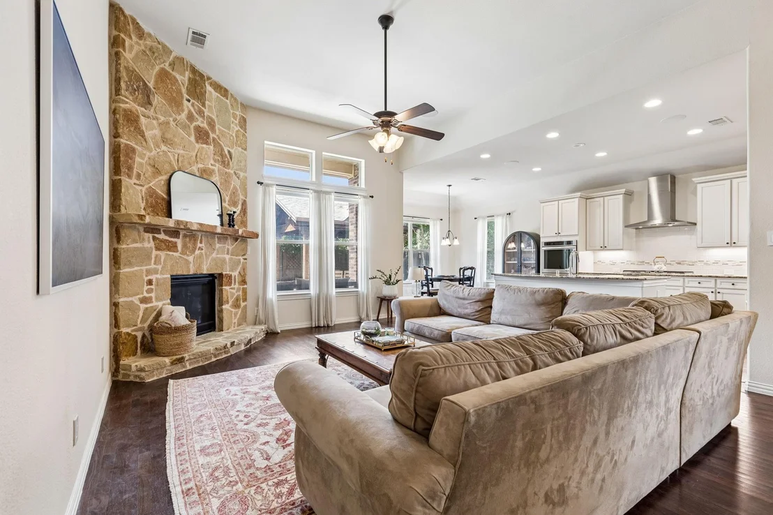 Photo of 400 Komron Court