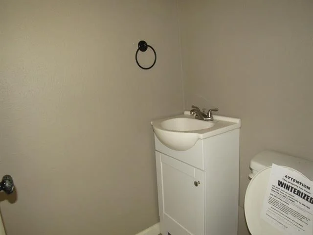 Photo of 3300 Oakridge Lane