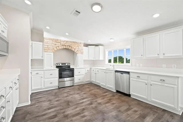 Photo of 1040 Earp Road