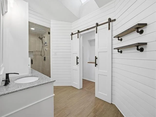 Photo of 6606 Canalview Drive