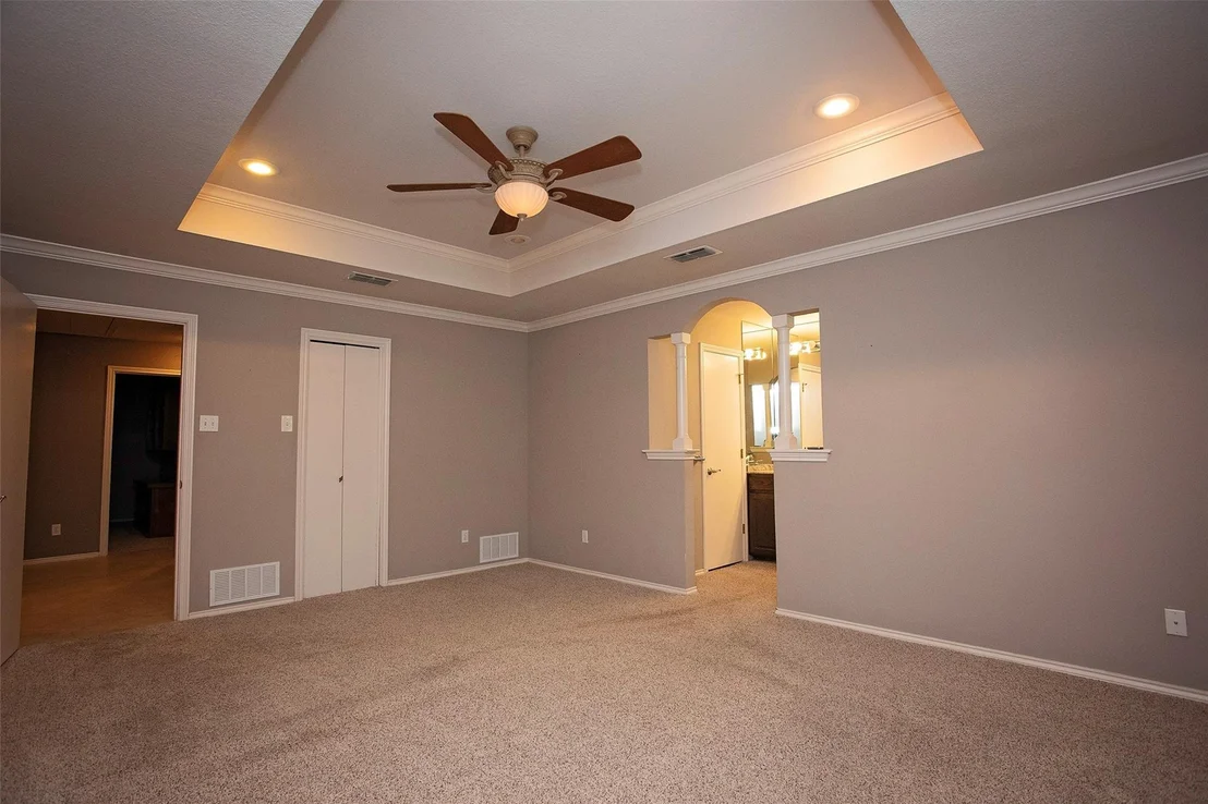 Photo of 1305 Cliff Drive
