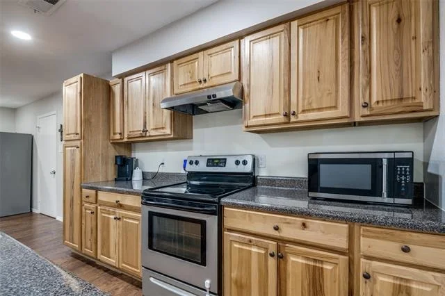 Photo of 861 Betty Drive