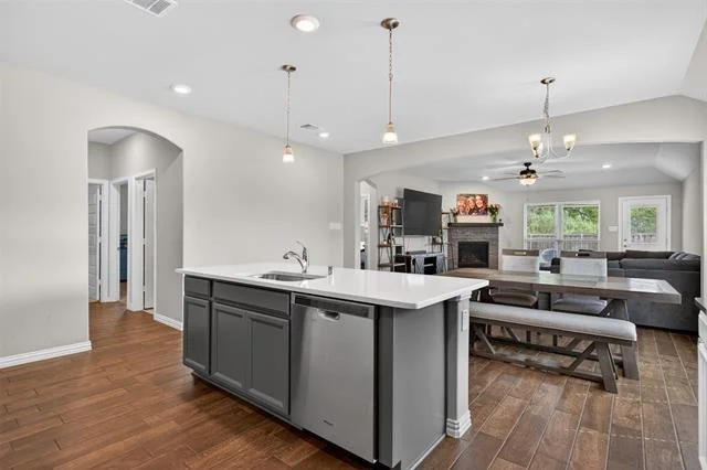 Photo of 1290 Binfield Drive