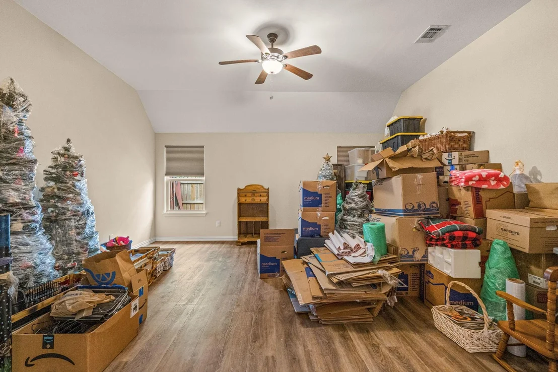 Photo of 606 Hillside Circle