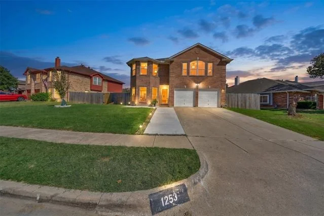 Photo of 1253 Topeka Drive