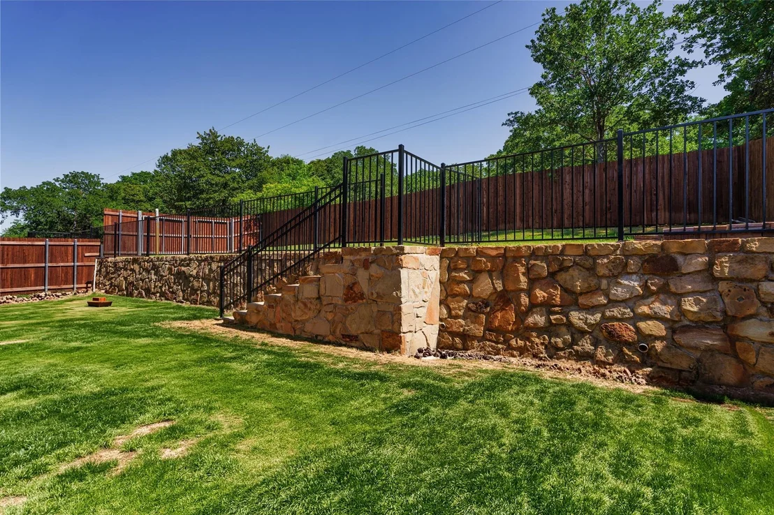 Photo of 4424 Terraview Drive
