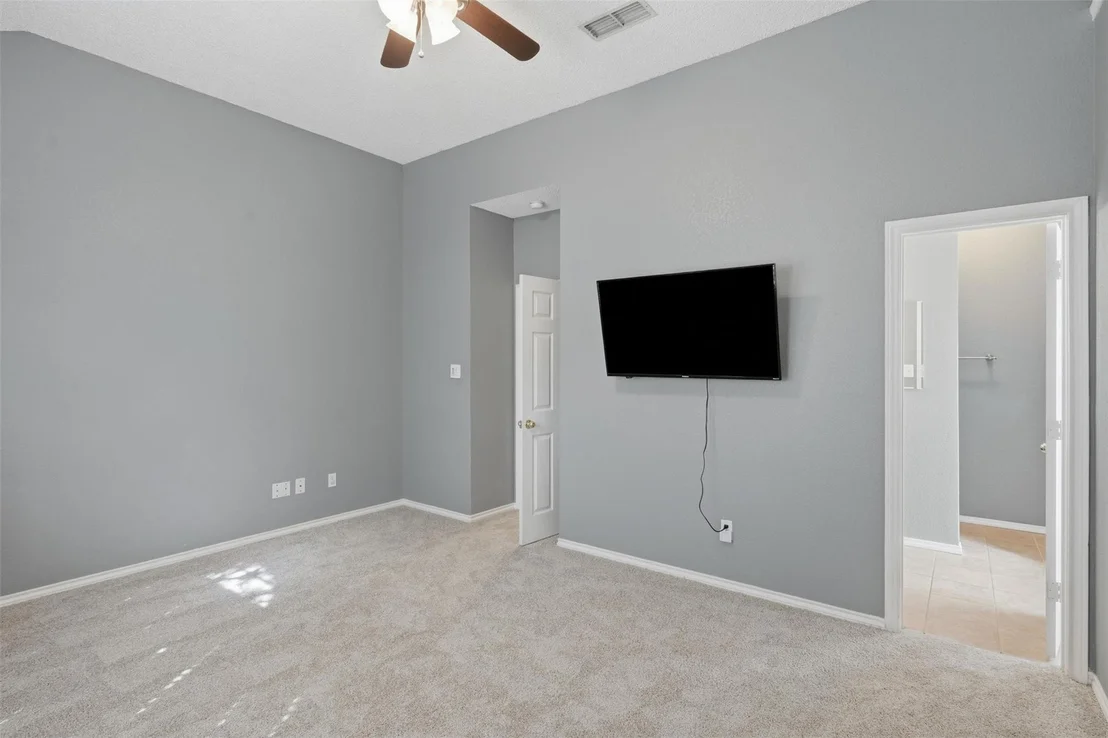 Photo of 609 Carette Drive